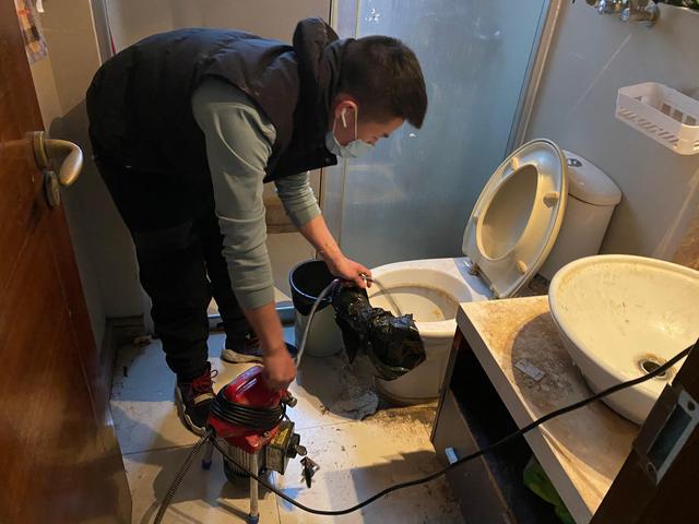 龙海马桶疏通-疏通下水道