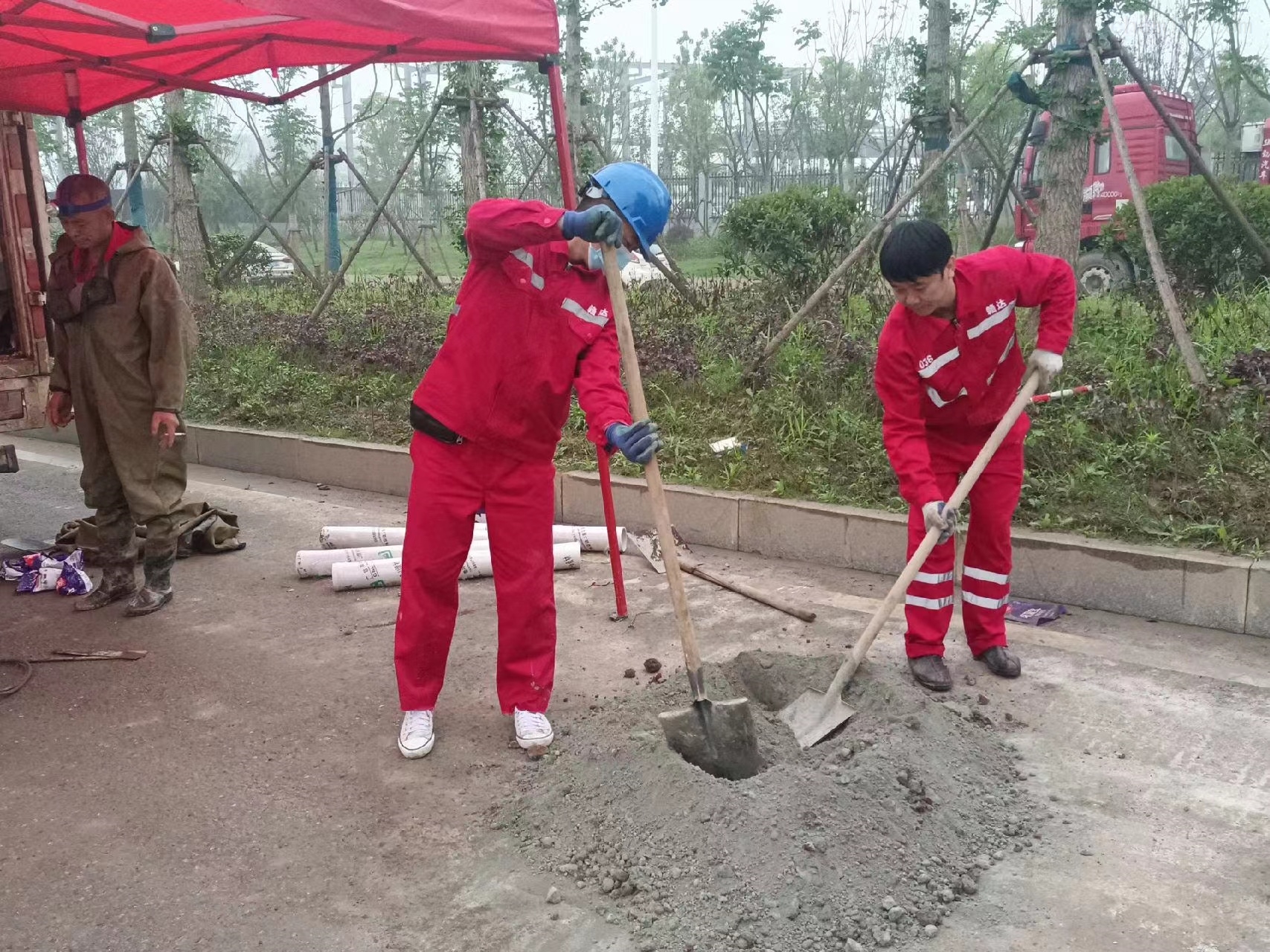 龙海管道疏通哪家好】及时进行市政管道清淤